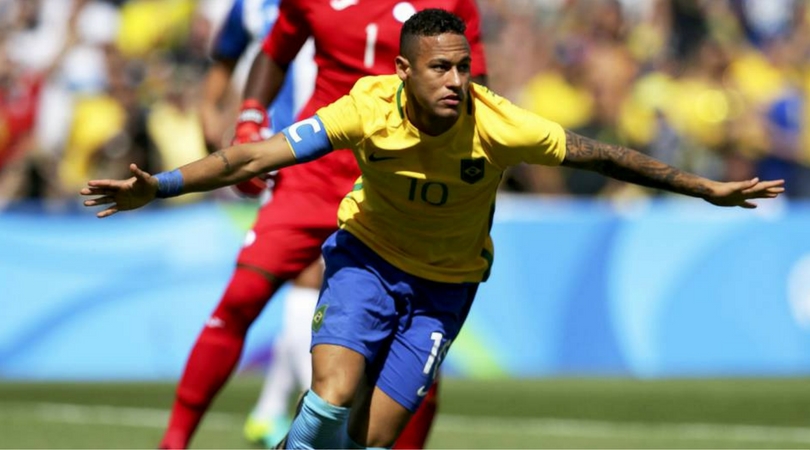 Neymar abre o placar para o Brasil diante de Honduras, em partida válida pelas semifinais do torneio olímpico de futebol masculino, realizada no Estádio do Maracanã, no Rio de Janeiro (RJ) - 17/08/2016