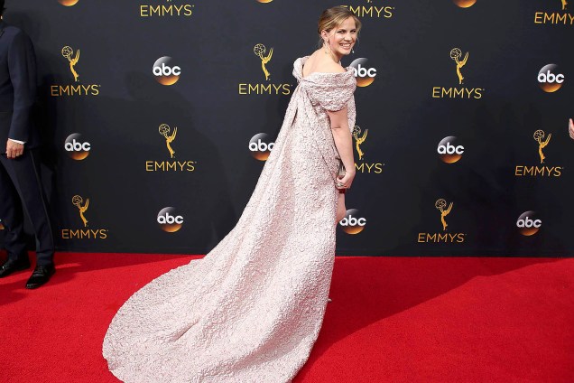 Anna Chlumsky na 68ª edição do Emmy Awards, em 2016