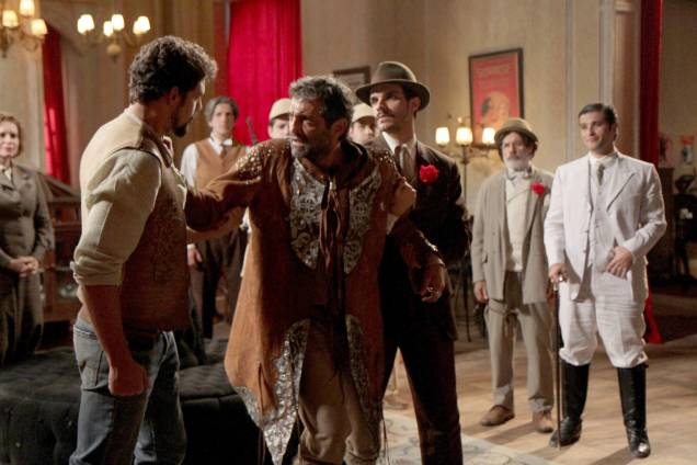 Herculano (Domingos Montagner) na série 'Cordel Encantado' em 2011