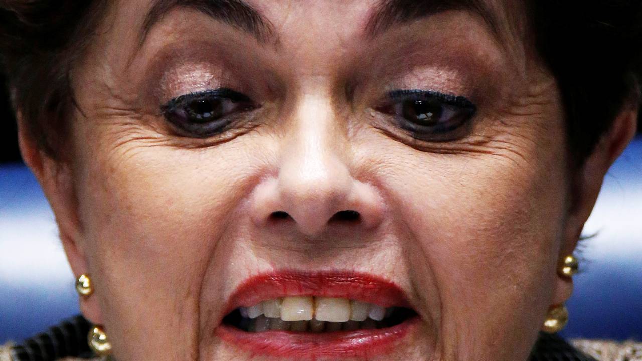 A ex-presidente Dilma Rousseff presta depoimento no plenário do Senado Federal, durante sessão de julgamento do processo de impeachment - 29/08/2016