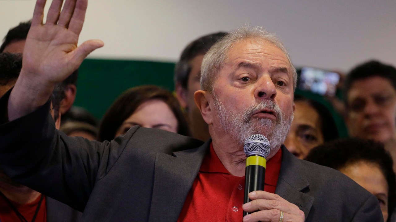 Lula concede coletiva em São Paulo