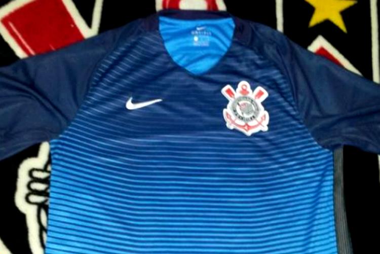 Nova camisa do Corinthians tem dois tons de azul, em degradê