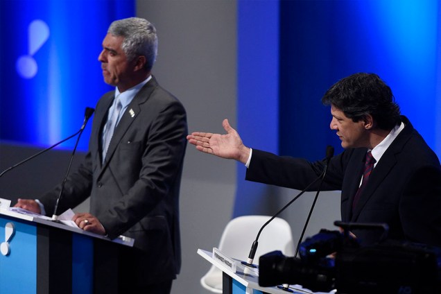 Major Olímpio (Solidariedade) e Fernando Haddad (PT) durante debate dos candidatos à Prefeitura de São Paulo