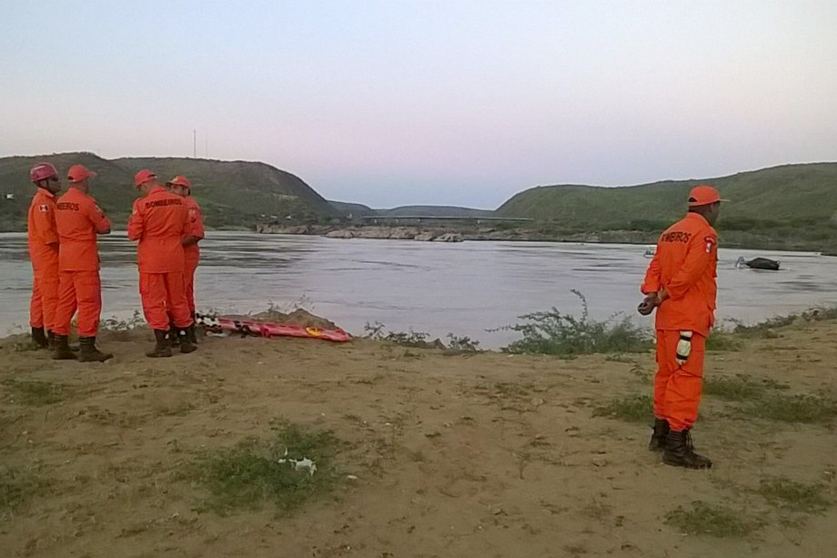 Ator Domingos Montagner desaparece após mergulho no Rio São Francisco em Canindé (SE)