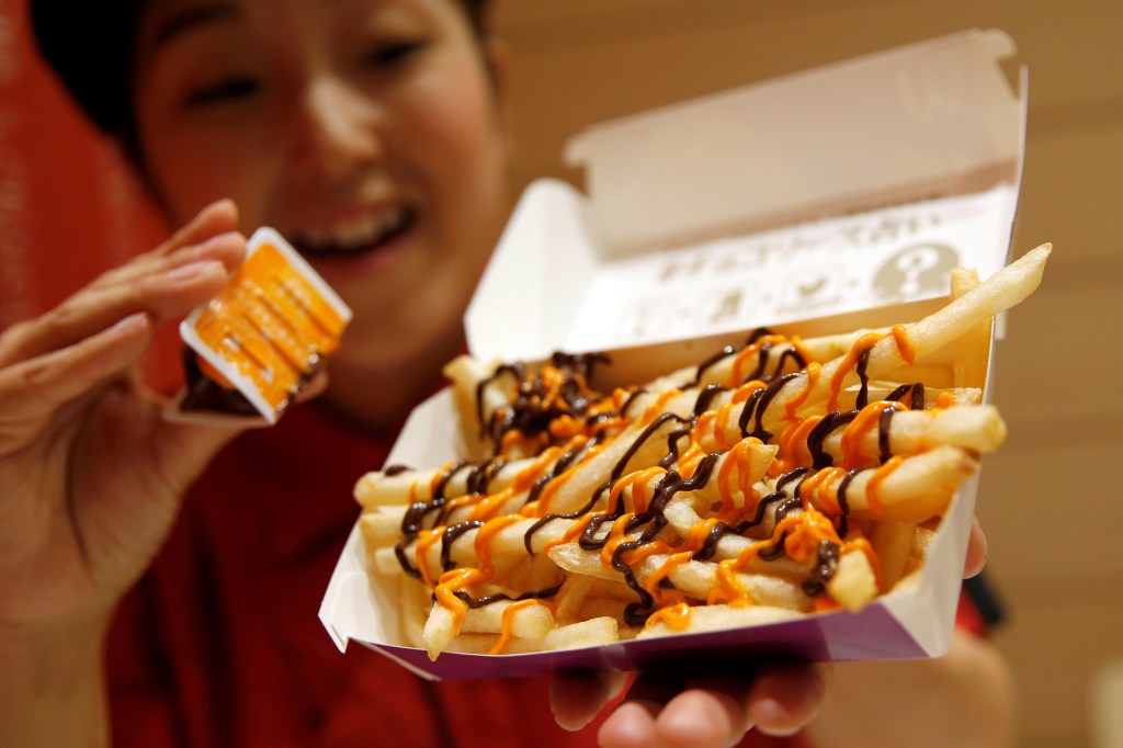 Molho de abóbora e chocolate no McDonalds do Japão