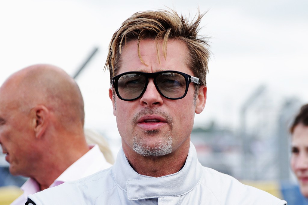 Brad Pitt participa da corrida das 24 horas de Le Mans, na França - 18/06/2016