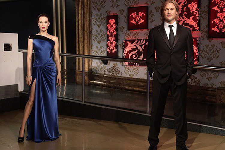 Estátuas de cera de Angelina Jolie e Brad Pitt separadas no Museu Madame Tussauds - 20/09/2016