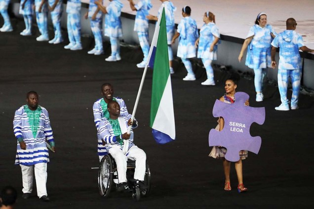 Delegação de Serra Leoa durante a cerimônia de abertura dos Jogos Paralímpicos Rio 2016