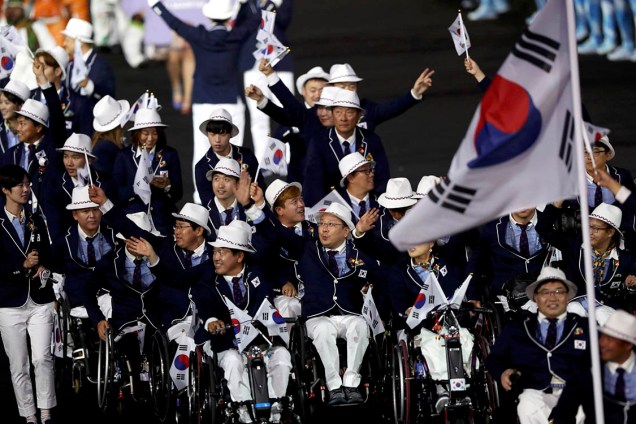 Delegação da Coreia do Sul durante a cerimônia de abertura dos Jogos Paralímpicos Rio 2016