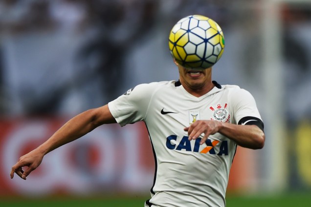 O meia Rodriguinho do Corinthians durante partida contra o Palmeiras no Itaquerão