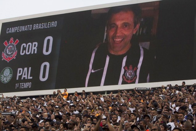 Corinthians faz homenagem ao ator Domingos Montagner antes de partida contra o Palmeiras, no Itaquerão, zona leste de São Paulo (SP) - 17/09/2016