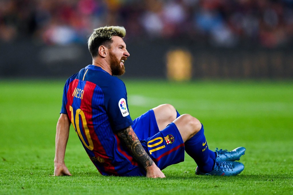 Lionel Messi sofre lesão muscular
