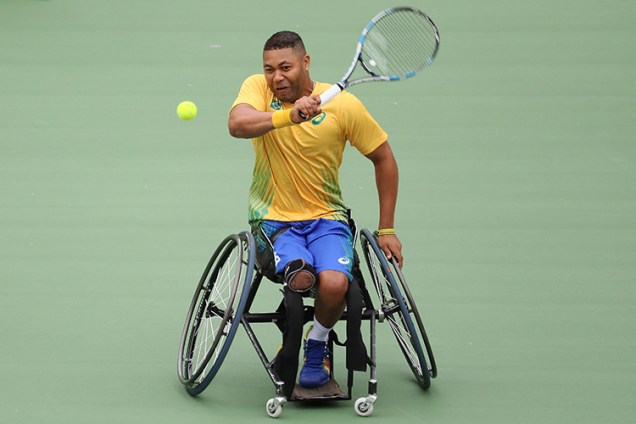 O tenista brasileiro paralímpico Daniel Rodrigues venceu o chileno Robinson Méndez por 2 sets a 0, e avançou para a próxima fase do tênis masculino - 09/09/2016