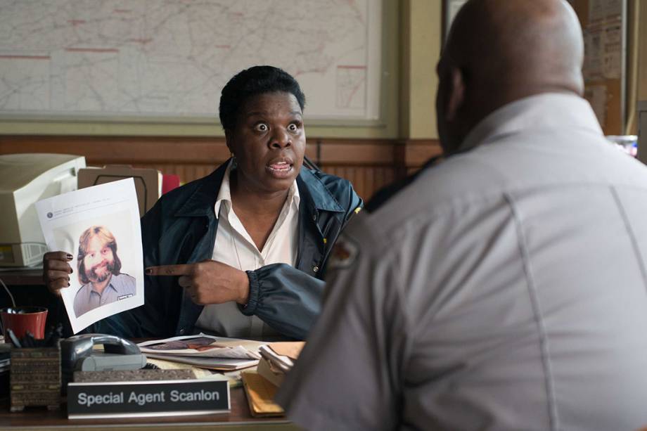 Leslie Jones durante cenas do filme "Os Gênios do Crime"