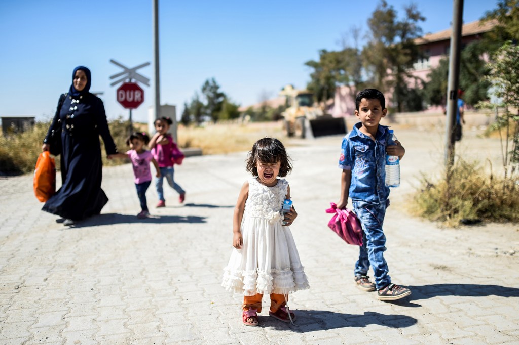 Refugiados sírios retornam à cidade de Jarabulus
