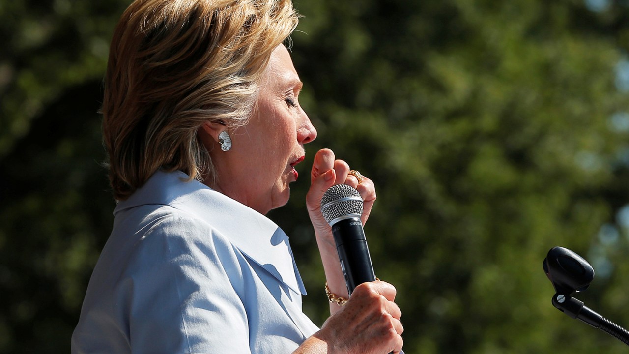 A candidata democrata à presidência dos Estados Unidos, Hillary Clinton, faz campanha em Luke Easter Park, na cidade de Cleveland - 05/09/2016