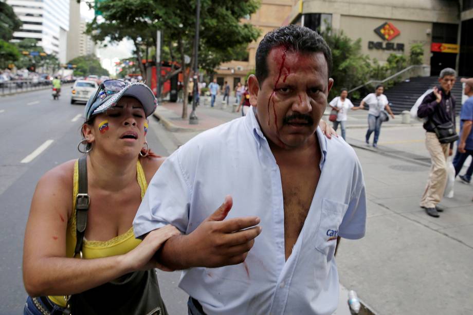 Os venezuelanos tomam as ruas de Caracas nesta quinta-feira em manifestações para reivindicar a realização de referendo - 01/09/2016