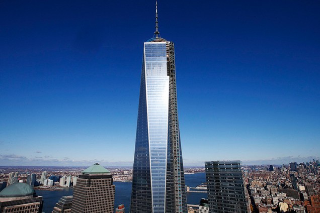Torre 1 do World Trade Center é vista do 57º andar da Torre 4, na Ilha de Manhattan, em Nova York - 08/11/2013