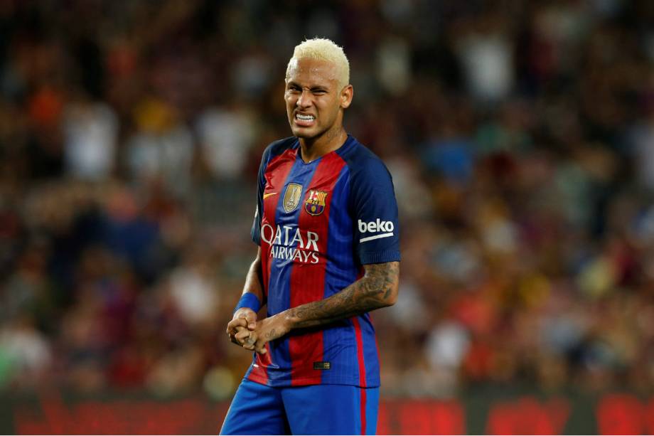 Neymar no jogo entre Barcelona e Alavés