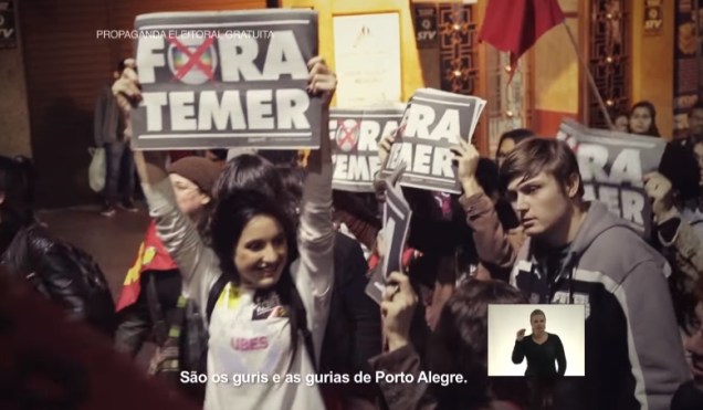 Raul Pont (PT) mostra protesto contra Michel Temer em Porto Alegre na propaganda eleitoral