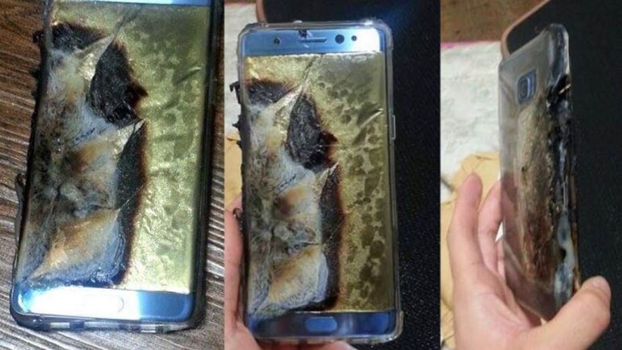 Usuário mostra aparelho Samsung Galaxy 7 que pegou fogo enquanto a bateria era recarregada