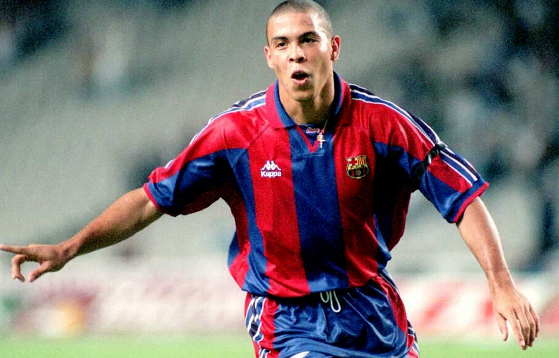 Ronaldo enquanto jogava pelo Barcelona FC