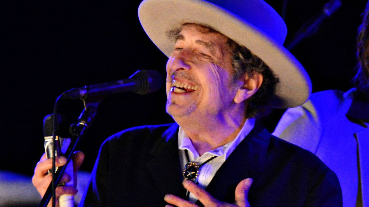 Bob Dylan durante apresentação noThe Hop Festival em 2012