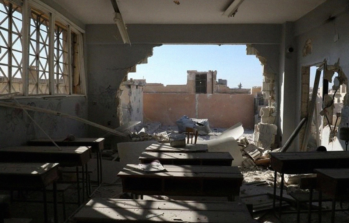 Escola bombardeada na cidade de Idlib, Síria