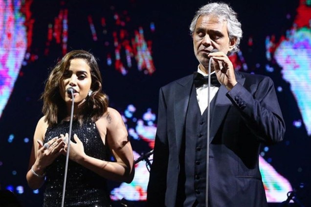 Anitta se apresenta como convidada especial em show de Andrea Bocelli, em São Paulo