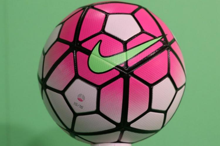 Brasileirão terá bola rosa em apoio à campanha de prevenção ao câncer de mama