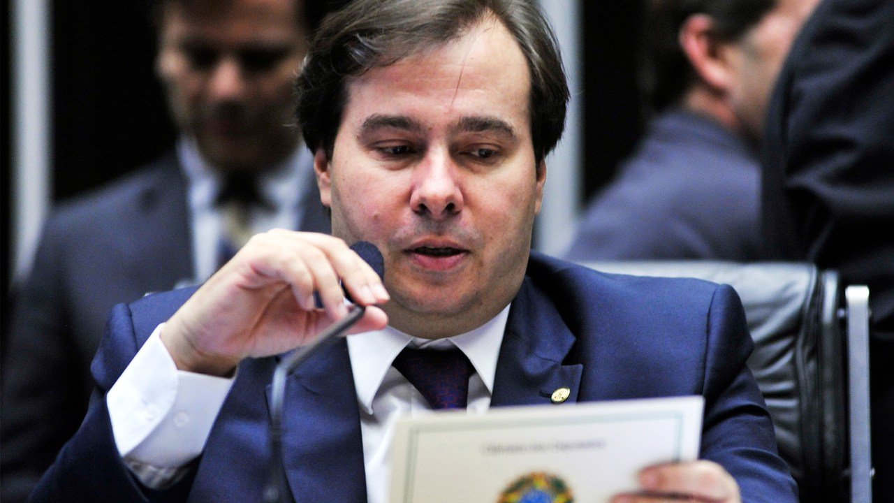 O presidente da Câmara dos Deputados, Rodrigo Maia , durante sessão para análise e votação da Proposta de Emenda à Constituição (PEC) 241/16, que limita as despesas primárias da União ao que foi gasto no ano anterior corrigido pela inflação - 10/10/2016