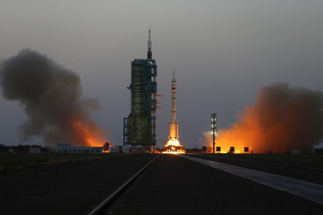 Shenzhou 11 durante lançamento em Jiuquan, China - 17/10/2016
