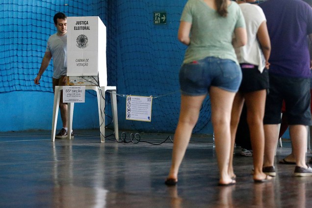 Movimentação de eleitores durante o segundo turno das eleições municipais no Rio de Janeiro - 30-10-2016