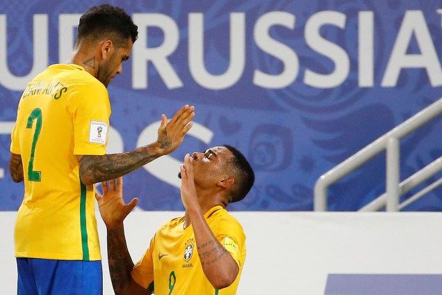 Gabriel Jesus após marca o terceiro gol do Brasil sobre a Bolivia pelas eliminatorias, na Arena das Dunas em Natal