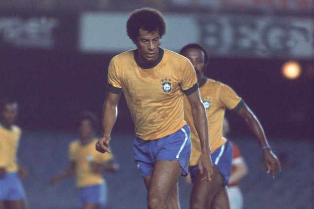 Carlos Alberto Torres, jogador da Seleção Brasileira de Futebol, em partida amistosa vencida por 2 X 0, contra a URSS no Maracanã - 1976