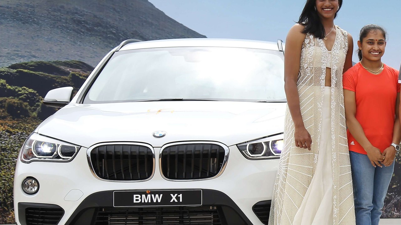 Ginasta indiana Dipa Karmakar ganha BMW como prêmio de sua participação na Rio-2016