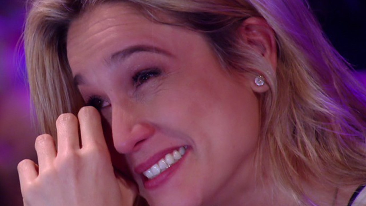 Fernanda Gentil se emociona durante participação no programa 'Tamanho Família' da Globo