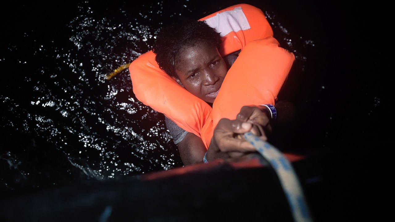 Resgate de refugiados no Mediterrâneo