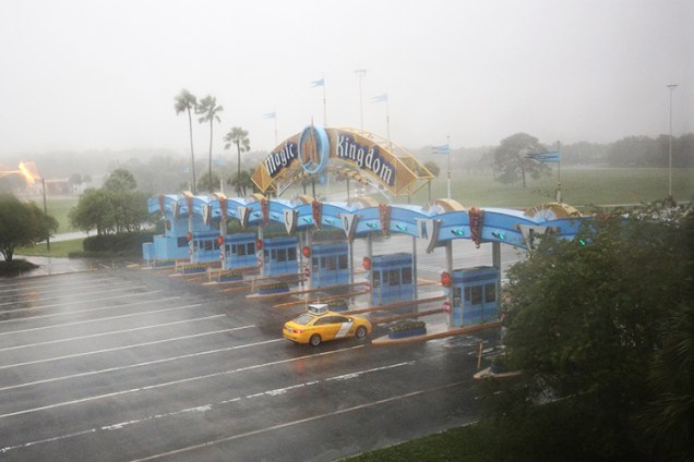 Resort da Walt Disney é fechado devido a passagem do furacão Matthew, em Orlando, no estado americano da Flórida - 07/10/2016