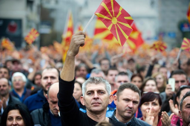 Manifestantes protestam contra o governo da Macedônia, na cidade de Skopje - 11/10/2016