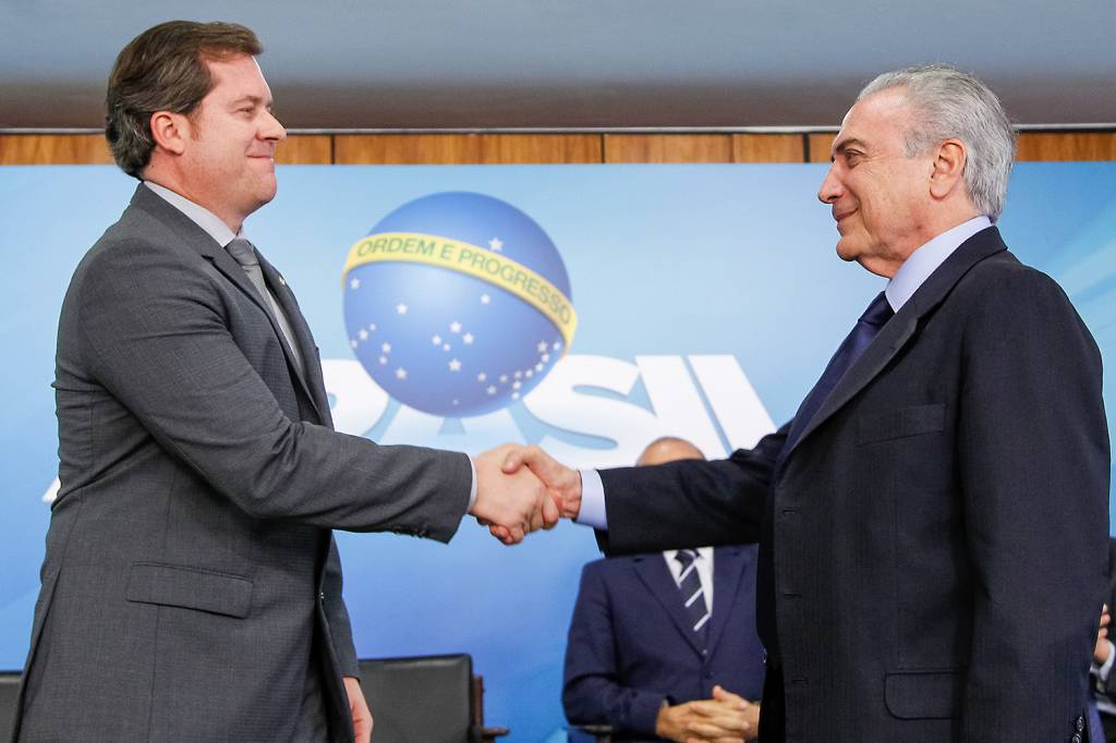 Ex-ministro critica Temer por sancionar aumento no STF