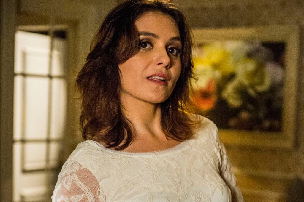 Monica Iozzi quebra jejum de 6 meses e volta às redes sociais