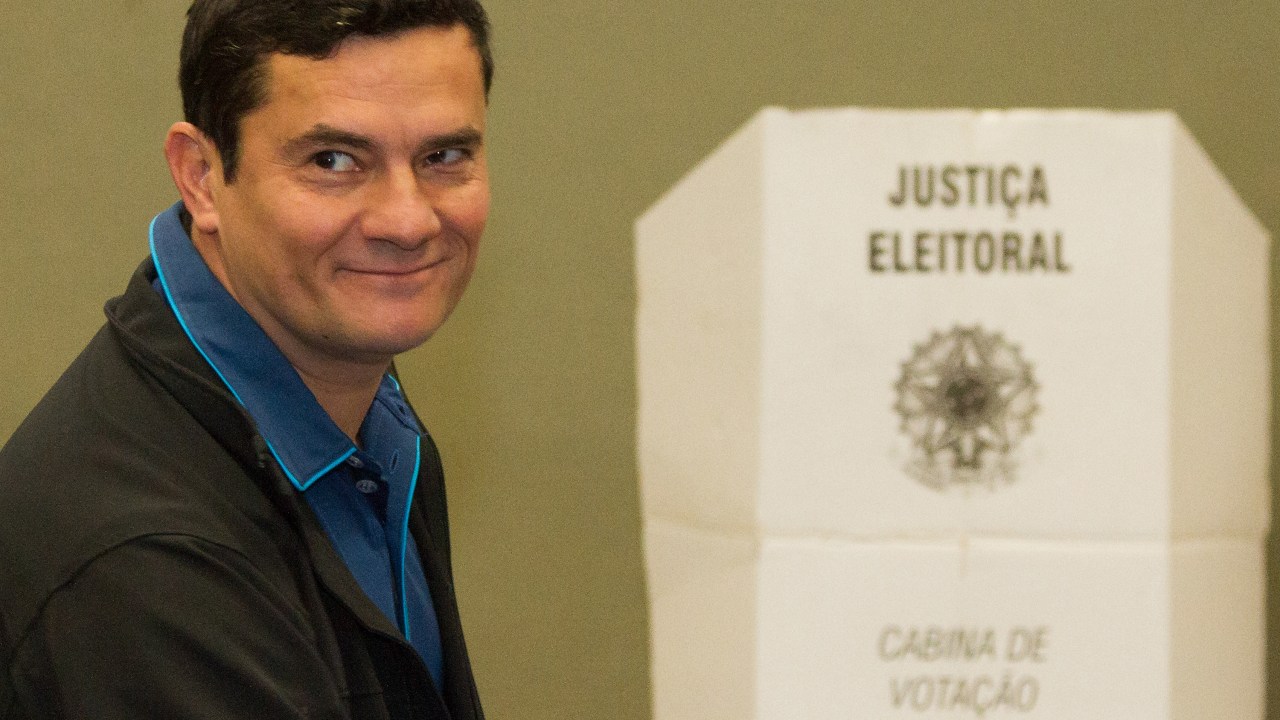Sérgio Moro vota em Curitiba