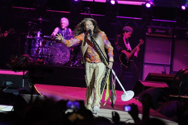 O show da banda norte-americana Aerosmith na turnê Rock N' Roll Rumble no Anfiteatro Beira-Rio, em Porto Alegre