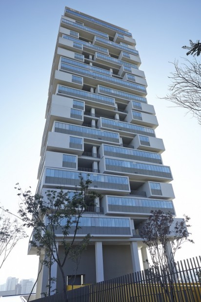 Edifício 360º, de autoria do arquiteto Isay Weinfeld: lavanderia e escritório coletivos