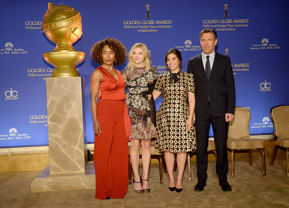 (E-D Angela Bassett, Chloe Grace Moretz, America Ferrera e Dennis Quaid (Foto: Kevork Djansezian/Getty)