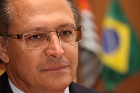 Governador Geraldo Alckmin sobre "exportação" de haitianos: "É preciso ter responsabilidade"