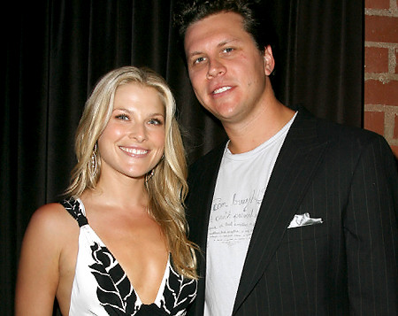 Ali Larter e Hayes MacArthur