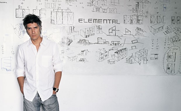 O arquiteto chileno Alejandro Aravena, vencedor do Pritzker deste ano