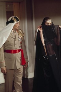 Loggia e Lindsay Wagner em 'A Mulher Bi&ocirc;nica' (Foto: ABC/Arquivo